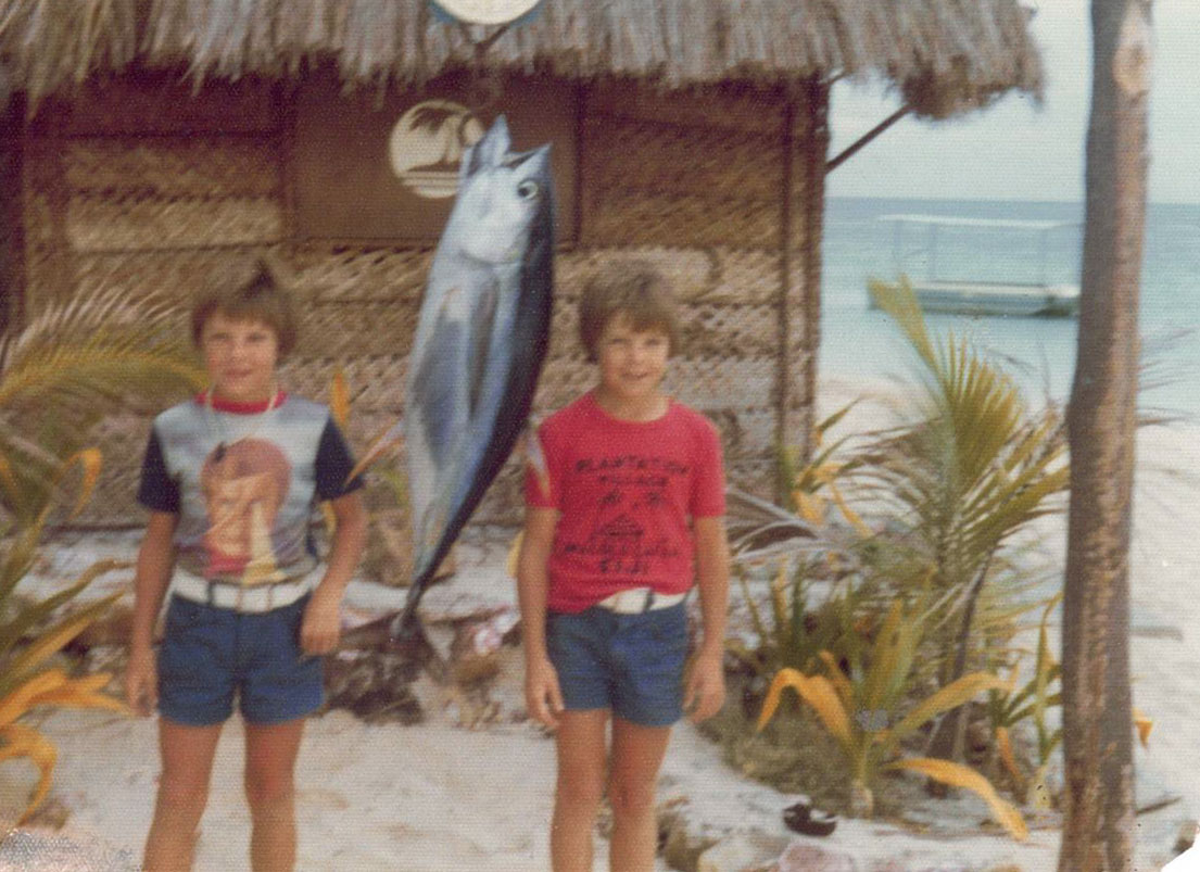 1976 on Plantation Island