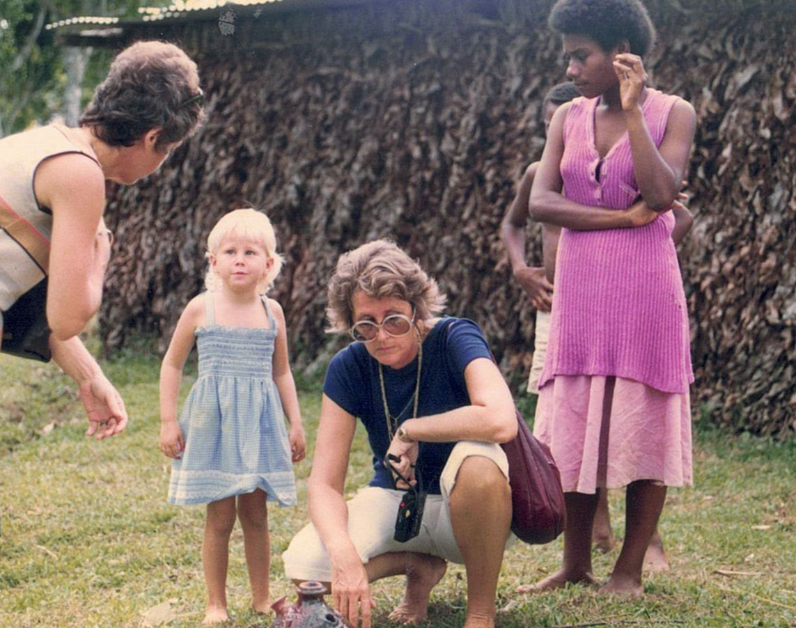 Jenny Mundell, Josie Smith & Carol Smith. Solevu, circa 1978